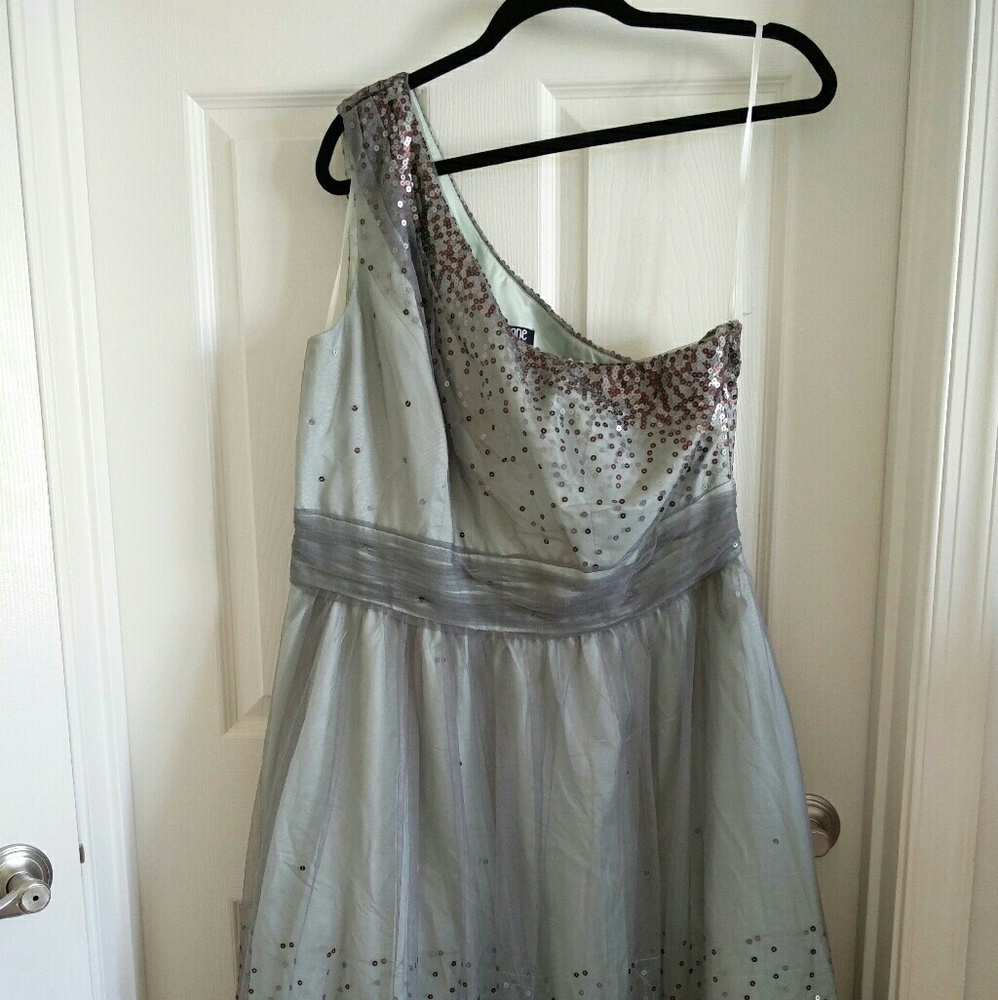 Modcloth Prom/Cocktail dress